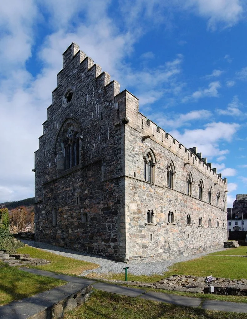 Bergenhus Fortress in Bergen - One of Norway's Oldest and Largest Fortresses  – Go Guides