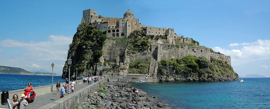 Visiting Tourist on their way to Castello Aragonese.