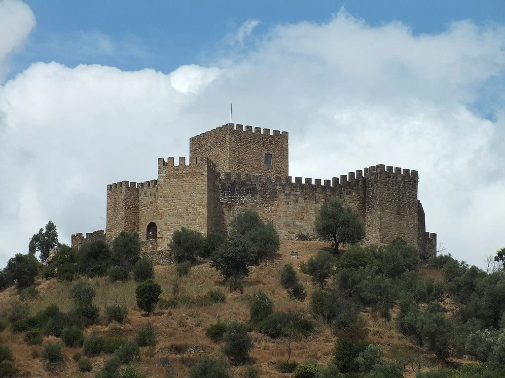 Castle of Belver's view from afar.