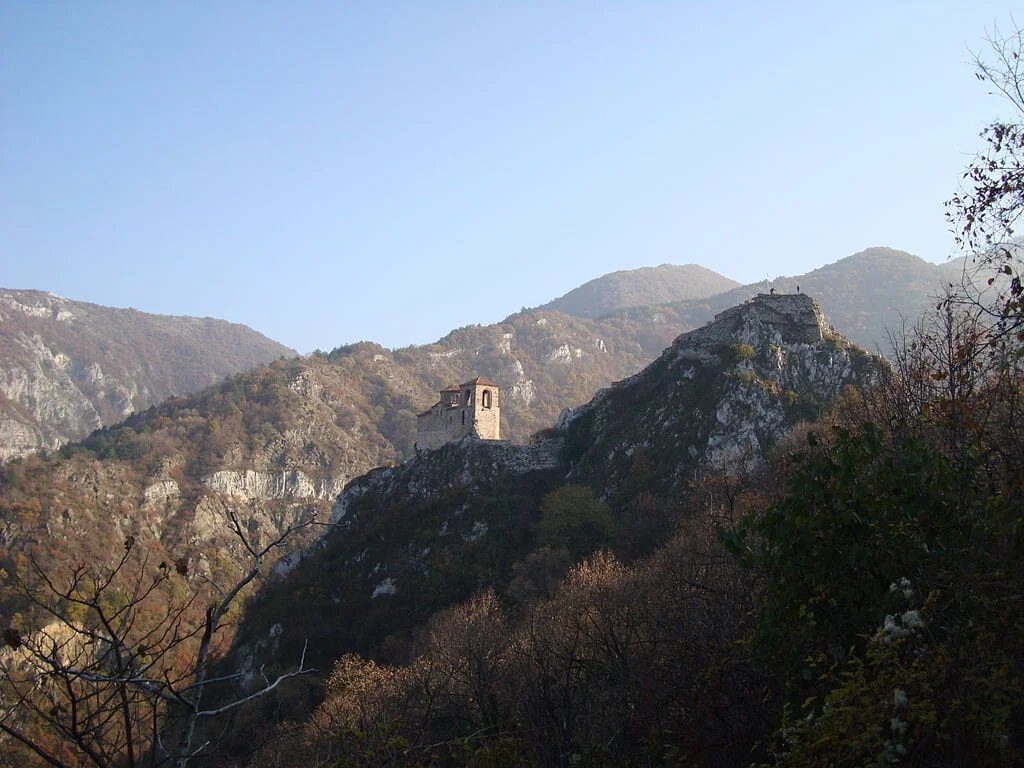 Asen’s Fortress walls & the church within, from the access road.